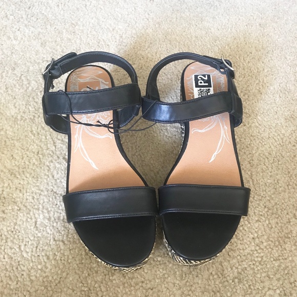 🔥2 x $25🔥DV “Brynn” tribal print platform sandal - Picture 6 of 6